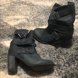 Black Jeffrey Campbell heeled boots
